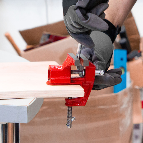 Тиски, 75 мм, крепление для стола Sparta по ценам производителя в Москве с доставкой по всей России