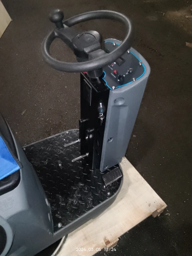 Машина поломоечная с АКБ GEL 24/100 В/Ач TOR COMFORT 70 купить в Москве с доставкой по всей России | ProtosMarket.ru