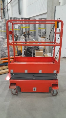 Подъемник ножничный передвижной 500 кг 12/14 м TOR SJY-0,5-12 DC аккумуляторный по ценам производителя в Москве с доставкой по всей России