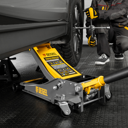 Домкрат гидравлический подкатной, 3 т, 75-500 мм, быстрый подъем, низкий подхват, проф. Denzel по ценам производителя в Москве с доставкой по всей России