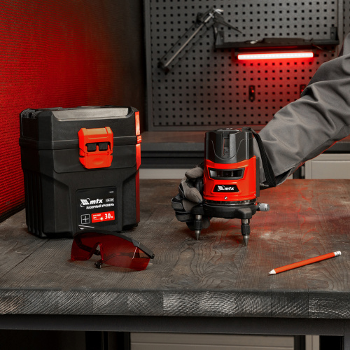 Лазерный уровень CRX-30R, 30 м, красный луч, батарейки, резьба 5/8" MTX по ценам производителя в Москве с доставкой по всей России