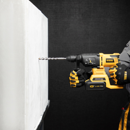 Бур по бетону, двойная спираль, три пылеотводящие кромки, 14 x 210 мм DENZEL по ценам производителя в Москве с доставкой по всей России