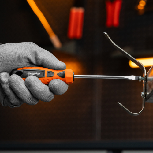 Набор отверток, PH, SL-5 шт, диэлектрические 2 шт, пробник на 220 В-1 шт, 8 шт Sparta по ценам производителя в Москве с доставкой по всей России