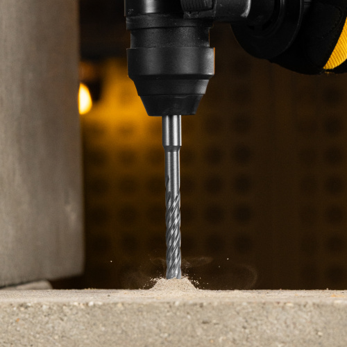 Бур по бетону, цельная крестовая пластина, 10x165 мм, SDS PLUS Denzel по ценам производителя в Москве с доставкой по всей России