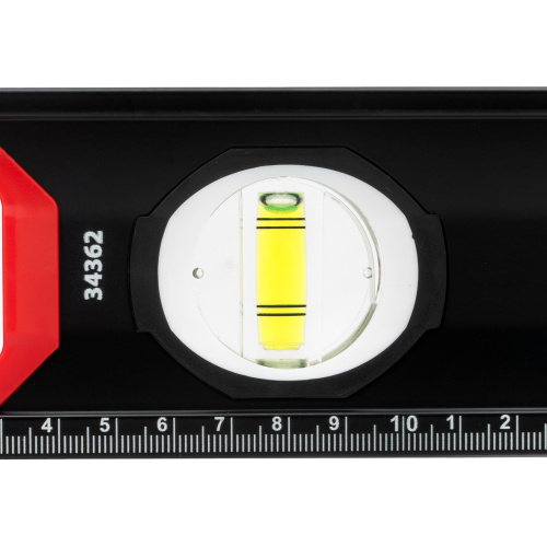 Уровень алюминиевый, усиленный, фрезерованный, 3 глазка, двухкомпонентные рукоятки, 800 мм Matrix по ценам производителя в Москве с доставкой по всей России