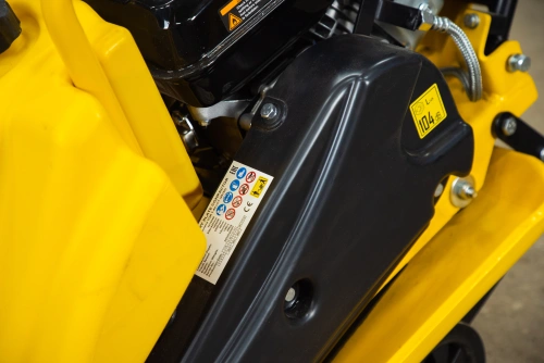 Виброплита 85 кг, 13кН (LCT) бак, коврик, колесный комплект TOR T-80 по ценам производителя в Москве с доставкой по всей России