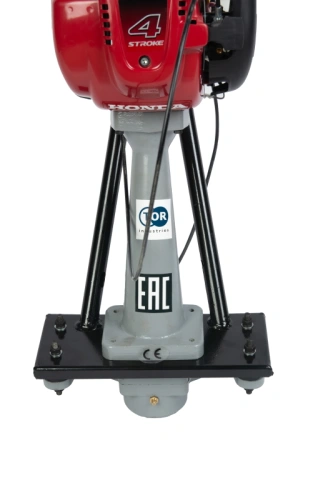 Виброрейка для бетона бензиновая без лезвия (Honda) TOR SF-1 PRO по ценам производителя в Москве с доставкой по всей России