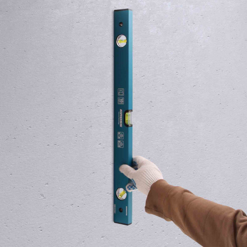 Уровень алюминиевый усиленный, 600 мм, 3 глазка Gross по ценам производителя в Москве с доставкой по всей России