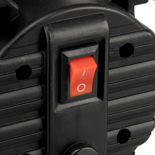 Компрессор автомобильный AC-37, 12 В, 7 атм, 37 л/мин, автомобильный предохранитель Denzel по ценам производителя в Москве с доставкой по всей России