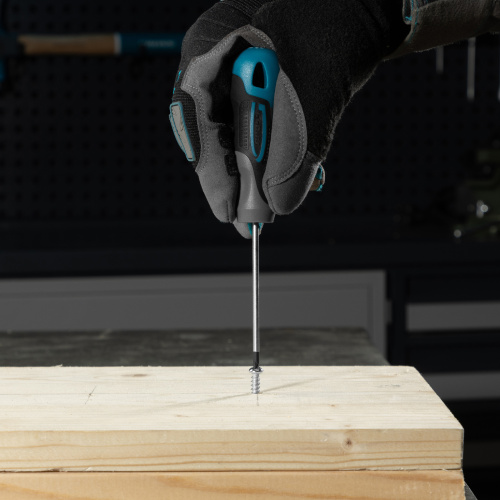 Отвертка PZ0 x 75 мм, S2, трехкомпонентная ручка Gross по ценам производителя в Москве с доставкой по всей России