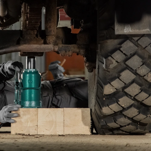 Домкрат гидравлический бутылочный, 30 т, 245-385 мм Сибртех по ценам производителя в Москве с доставкой по всей России