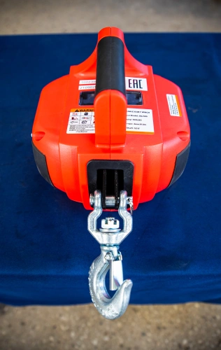 Лебедка под шуруповерт переносная TOR SQ-500 225 кг 12 м по ценам производителя в Москве с доставкой по всей России