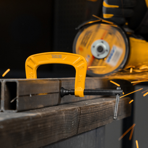 Струбцина G-образная, усиленная, 50 мм Denzel по ценам производителя в Москве с доставкой по всей России