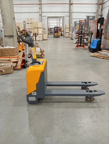 Тележка электрическая 2000 кг 1150 мм XILIN CBD20W 24/105 В/Ач по ценам производителя в Москве с доставкой по всей России