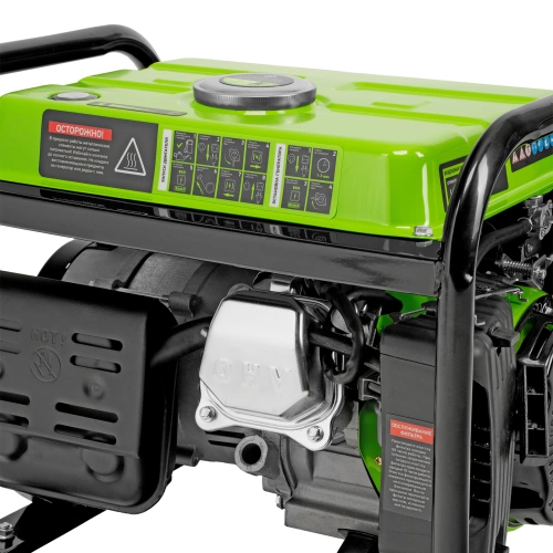 Генератор бензиновый БС-1200, 1 кВт, 230 В, четырехтактный, 5.5 л, ручной стартер Сибртех по ценам производителя в Москве с доставкой по всей России