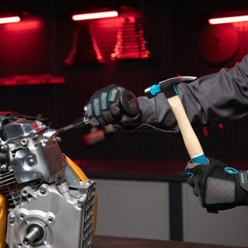 Отвертка ударно-поворотная 1/2, набор бит, 6 шт, черная ручка Профи, пластиковый бокс Matrix по ценам производителя в Москве с доставкой по всей России