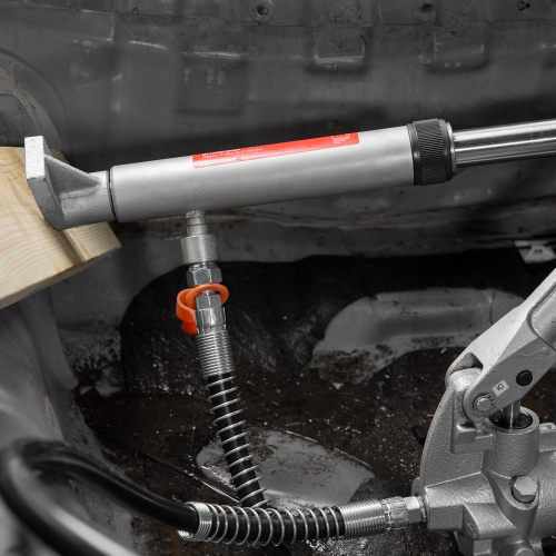 Растяжка гидравлическая, 10 т, набор из 17 предметов, 7 сменных насадок, в пластиковом кейсе Matrix по ценам производителя в Москве с доставкой по всей России