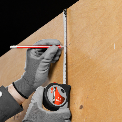 Рулетка Continuous fixation,5 м х 19 мм,двухкомпонентный корпус,плавная фиксация Matrix по ценам производителя в Москве с доставкой по всей России