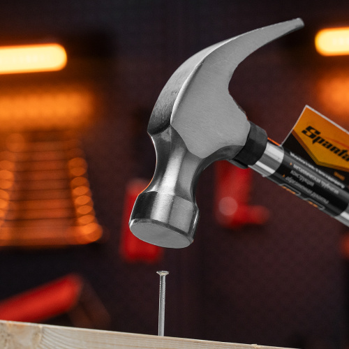 Молоток-гвоздодер, 450 г, боек 27 мм, металлическая трубчатая обрезиненная рукоятка Sparta по ценам производителя в Москве с доставкой по всей России