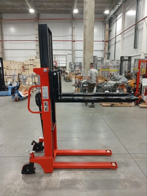 Штабелер гидравлический 1,5 т 2,0 м TOR CTY-EH с раздвижными вилами купить в Москве с доставкой по всей России | ProtosMarket.ru