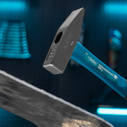 Молоток слесарный, 600 г, квадратный боек, фибергласовая обрезиненная рукоятка Gross по ценам производителя в Москве с доставкой по всей России