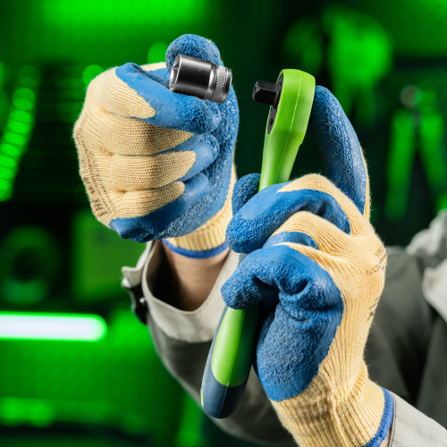 Ключ-трещотка 3/8", CrV, 72 зуба, с быстрым сбросом Сибртех по ценам производителя в Москве с доставкой по всей России