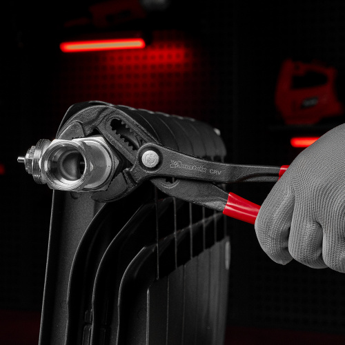 Клещи переставные 250 мм, кнопочный механизм, хром-ванадий, обливные рукоятки Matrix по ценам производителя в Москве с доставкой по всей России