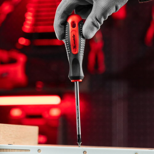 Набор отверток Fusion на подвесной полке 18 шт, CrV Matrix по ценам производителя в Москве с доставкой по всей России