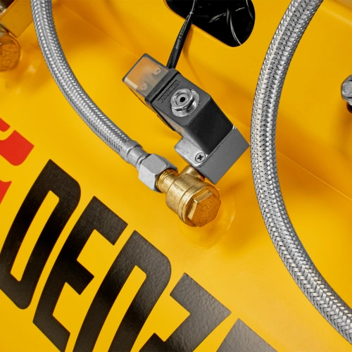 Компрессор безмасляный, малошумный  DLS 2250/100, 2250 Вт, 3x750, 100 л, 410 л/мин блок управления/ Denzel по ценам производителя в Москве с доставкой по всей России