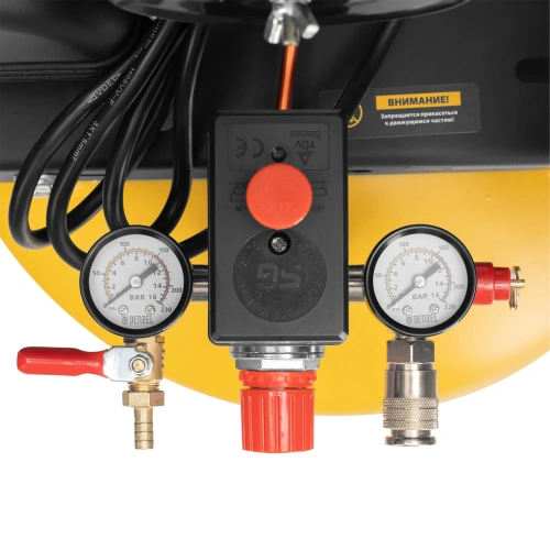 Компрессор воздушный BCV2200/100V, ременный привод , 2.3 кВт, 100 литров, 440 л/мин Denzel по ценам производителя в Москве с доставкой по всей России