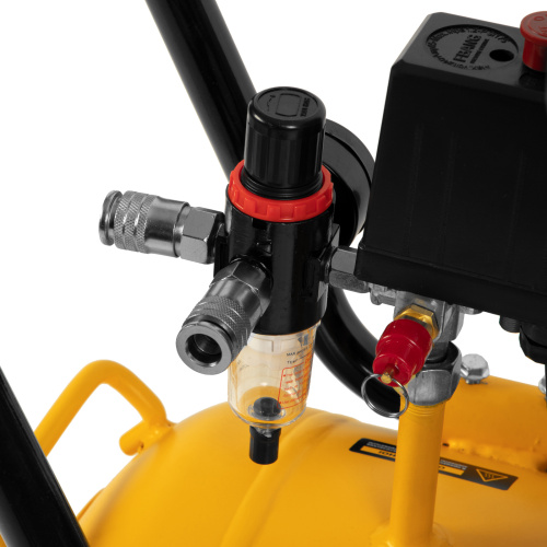 Компрессор безмасляный, малошумный DLS 2200/50, 2200 Вт, 2x1100, 50 л, 380 л/мин Denzel по ценам производителя в Москве с доставкой по всей России