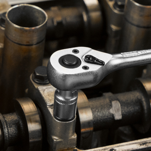 Ключ-трещотка 1/4", 90 зубьев, с быстрым сбросом, CrV Denzel по ценам производителя в Москве с доставкой по всей России