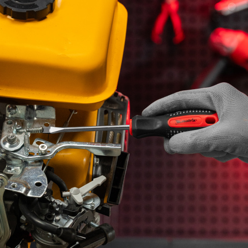 Набор отверток Fusion на подвесной полке 18 шт, CrV Matrix по ценам производителя в Москве с доставкой по всей России