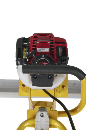 Виброрейка для бетона бензиноваяс лезвием 2м TOR XH25E* по ценам производителя в Москве с доставкой по всей России