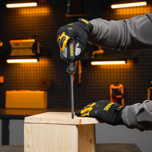 Отвертка PH3х150 мм, CrV, трехкомпонентная рукоятка Denzel по ценам производителя в Москве с доставкой по всей России