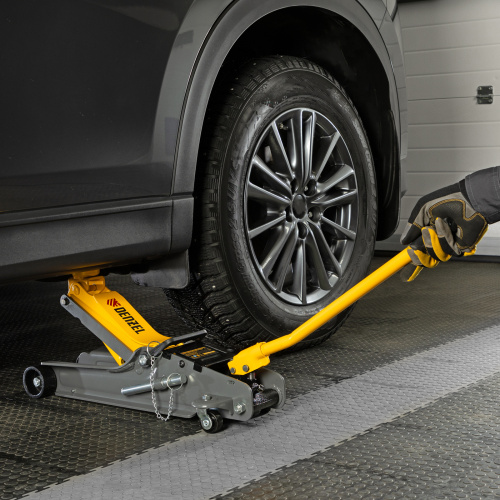 Домкрат гидравлический подкатной с фиксатором, 2,5 т, 85-385 мм Denzel по ценам производителя в Москве с доставкой по всей России