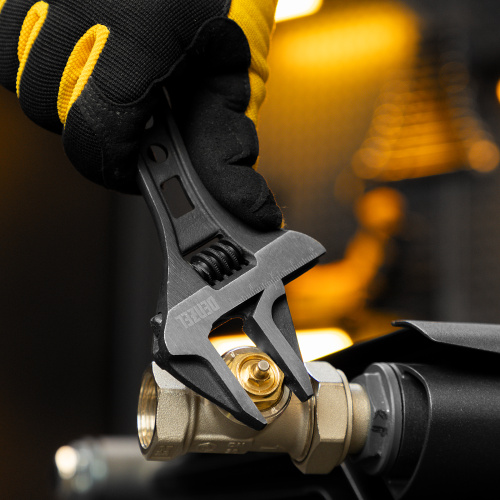 Ключ разводной 155 мм, CrV, кованый, укороченная рукоятка Denzel по ценам производителя в Москве с доставкой по всей России