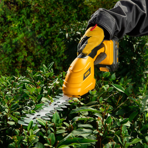 Ножницы-кусторез аккумуляторные  CGS-100, 18В Li-Ion Denzel по ценам производителя в Москве с доставкой по всей России