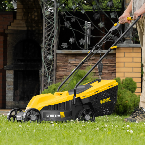 Газонокосилка электрическая GM-1100, 1100 Вт, шир. 32 см, 3 уров., травосб. 30 л Denzel по ценам производителя в Москве с доставкой по всей России