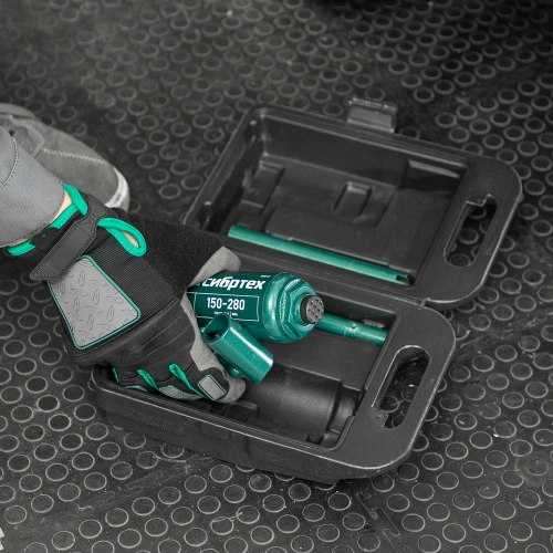 Домкрат гидравлический бутылочный, 2 т, 150-280 мм, в пласт. кейсе Сибртех купить в Москве с доставкой по всей России | ProtosMarket.ru